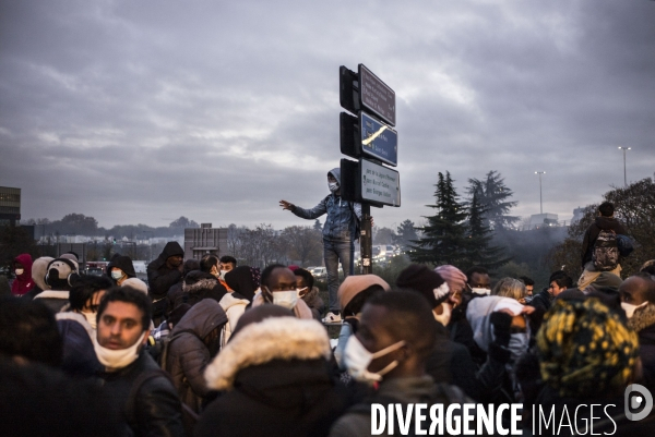 Evacuation du camp de migrants et refugies de saint-denis.