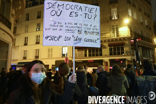 Manifestation contre le projet de loi SECURITE GLOBALE, Demonstration against new security law project against freedom of information.