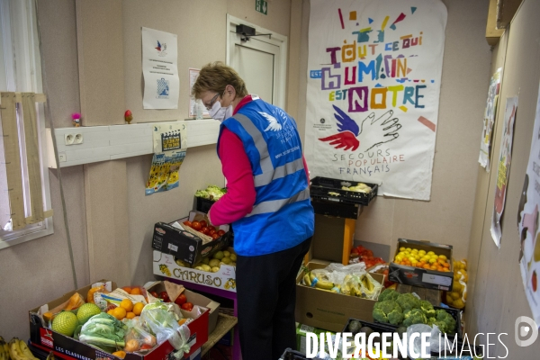 Distribution alimentaire pendant le confinement