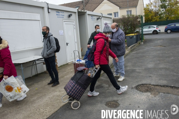 Distribution alimentaire pendant le confinement