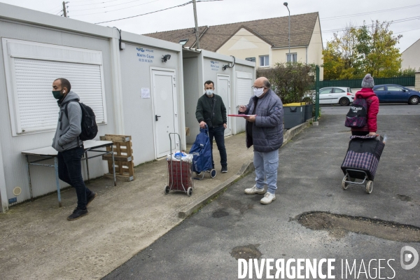 Distribution alimentaire pendant le confinement