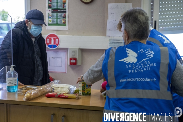 Distribution alimentaire pendant le confinement