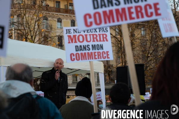 Je ne veux pas mourir dans mon commerce  - Manifestation à Genève 19 nov