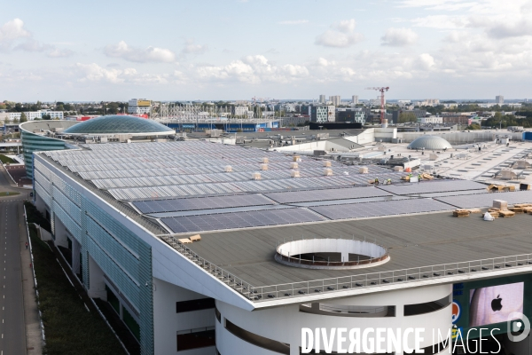 Chantier d installation de panneaux solaires