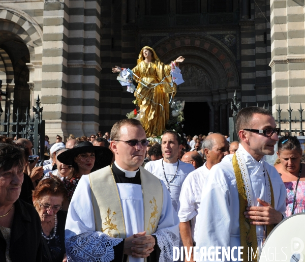 Celebration de vierge marie a marseille