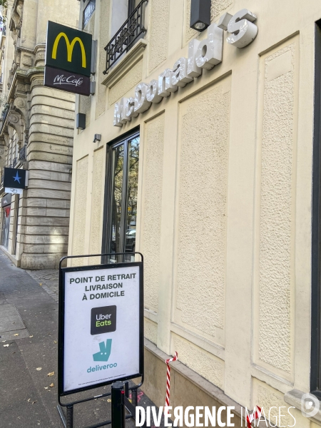 Uber eats et deliveroo chez mcdonald s paris xv