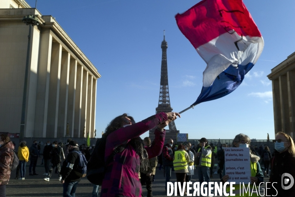 Manifestation contre l article 24