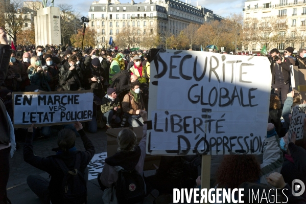 Manifestation contre l article 24