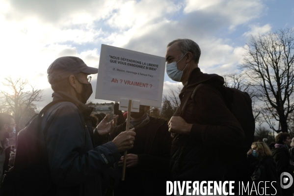 Manifestation contre l article 24