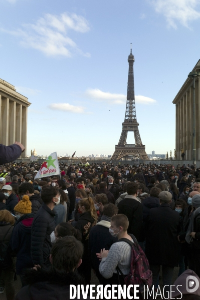 Manifestation contre l article 24