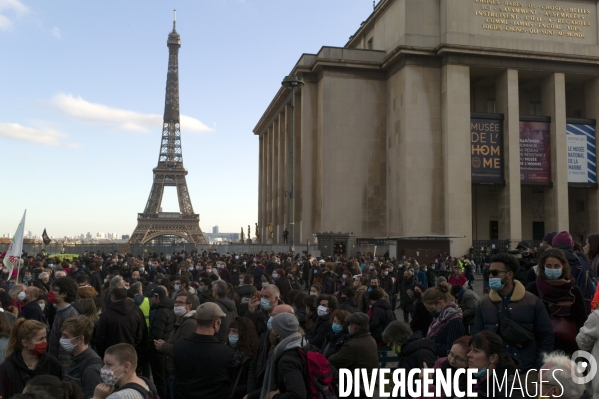 Manifestation contre l article 24