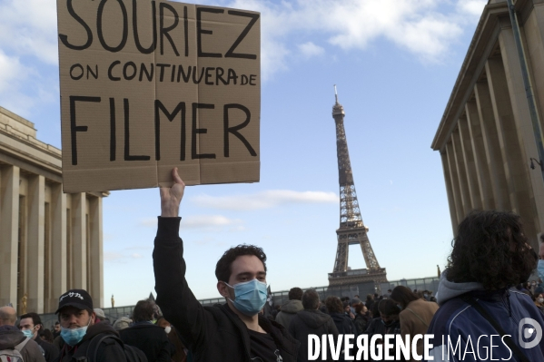 Manifestation contre l article 24