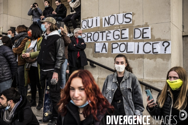 Rassemblement contre la loi de securite globale, place du trocadero.