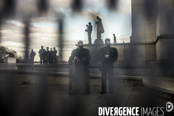 Rassemblement contre la loi de securite globale, place du trocadero.