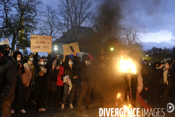 ManifestationÊ  ParisÊcontreÊlaÊloi Sécurité globale. Demonstrate against The global security law.