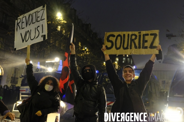 ManifestationÊ  ParisÊcontreÊlaÊloi Sécurité globale. Demonstrate against The global security law.