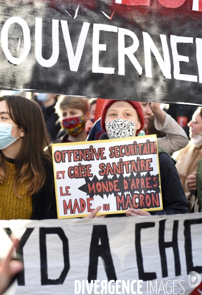 Manifestation contre le projet de loi SECURITE GLOBALE PPL, Demonstration against new security law project against freedom of information.