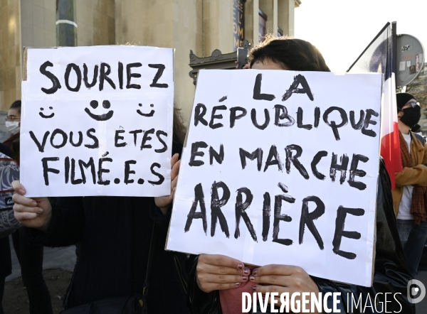 Manifestation contre le projet de loi SECURITE GLOBALE PPL, Demonstration against new security law project against freedom of information.