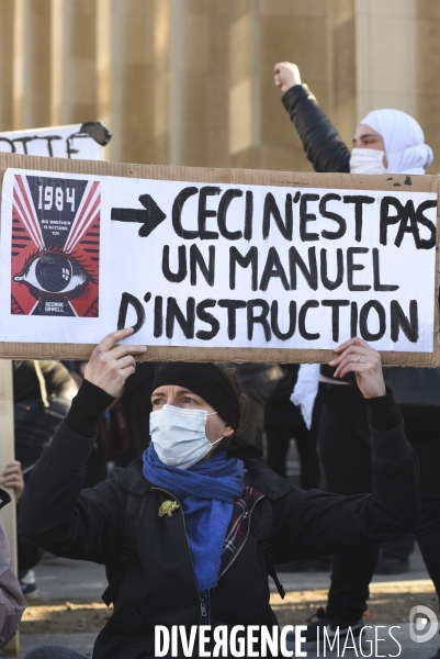 Manifestation contre le projet de loi SECURITE GLOBALE PPL, Demonstration against new security law project against freedom of information.