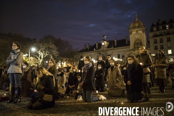 Prières de rue devant l église Saint-Sulpice