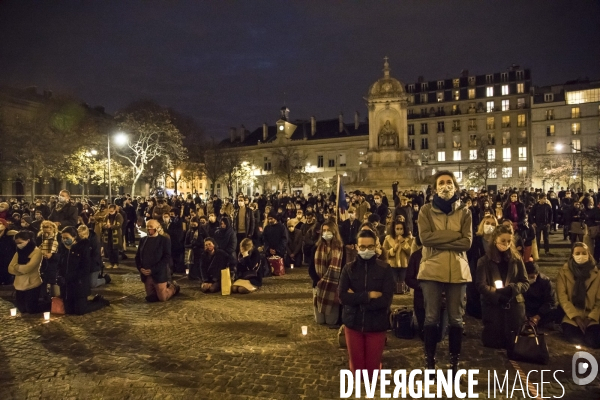 Prières de rue devant l église Saint-Sulpice