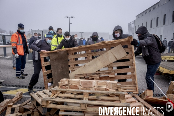 Général Electric :  les salariés en grève pour la défense de leurs emplois