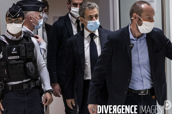 Ouverture du procès des « écoutes »
