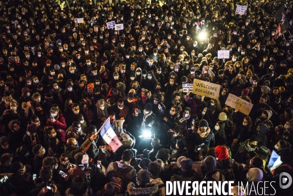 Rassemblement en soutien aux refugies a la rue.