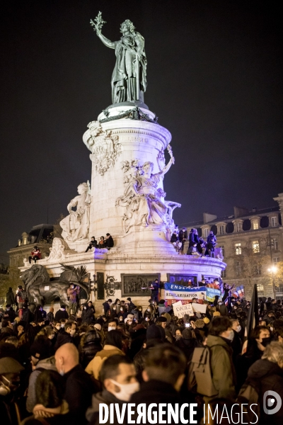 Manifestation contre les violences policières après l évacuation violente de migrants