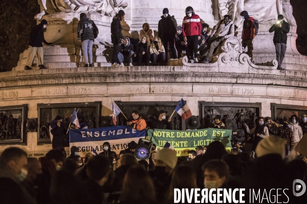 Manifestation contre les violences policières après l évacuation violente de migrants