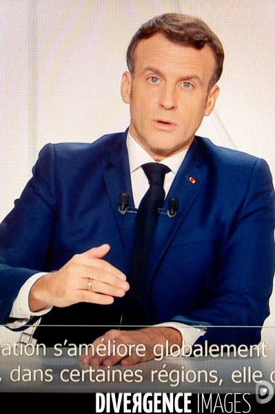 Emmanuel Macron. Discours télévisé sur l épidémie de coronavirus.