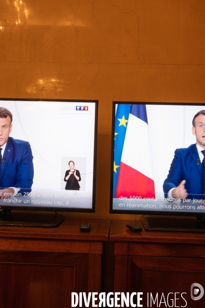 Emmanuel Macron. Discours télévisé sur l épidémie de coronavirus.