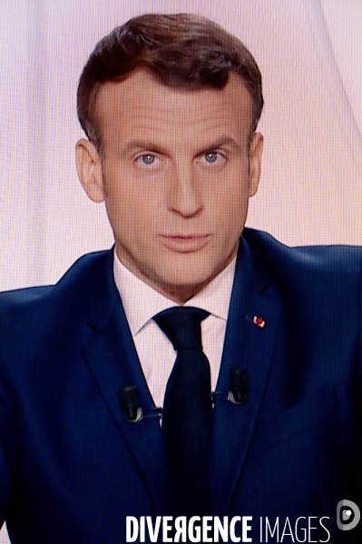 Emmanuel Macron. Discours télévisé sur l épidémie de coronavirus.