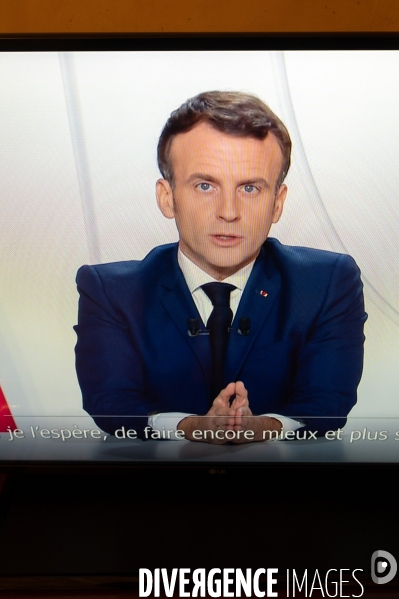 Emmanuel Macron. Discours télévisé sur l épidémie de coronavirus.