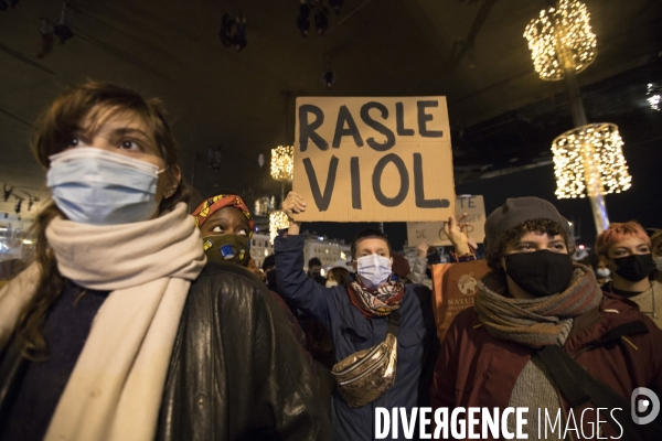 Marche de la nuit féministe à Marseille.