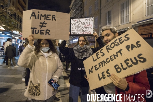 Marche de la nuit féministe à Marseille.