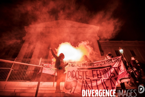 Marche de la nuit féministe à Marseille.