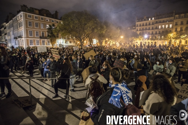 Marche de la nuit féministe à Marseille.
