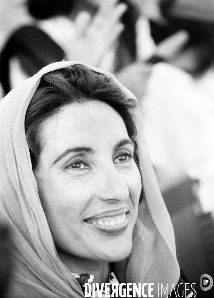 Années 80 : Le retour de Benazir Bhutto au Pakistan