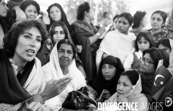 Années 80 : Le retour de Benazir Bhutto au Pakistan