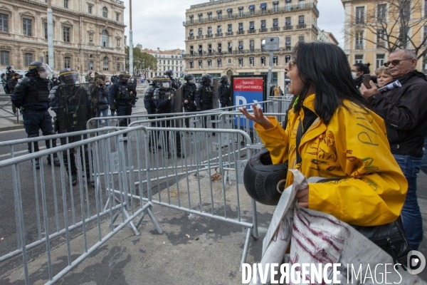 Manifestation contre les «lois liberticides» à Marseille