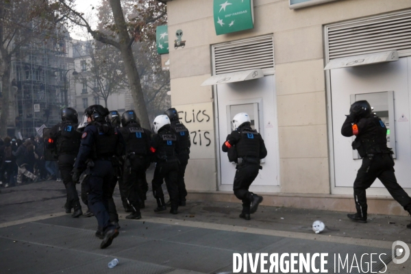 Marche des libertés contre l article 24 de la Loi securite globale