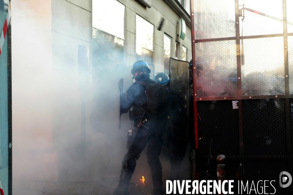 Marche des libertés contre l article 24 de la Loi securite globale
