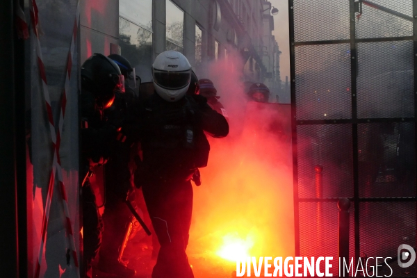 Marche des libertés contre l article 24 de la Loi securite globale