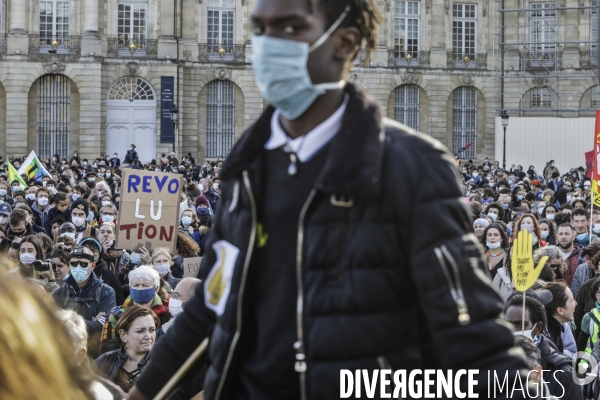 Manifestation à BORDEAUX contre l article 24 et la loi de Sécurité globale.