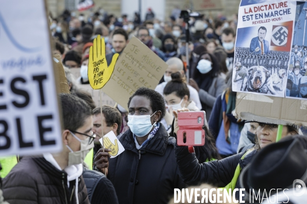 Manifestation à BORDEAUX contre l article 24 et la loi de Sécurité globale.