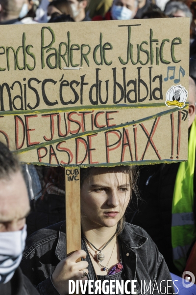 Manifestation à BORDEAUX contre l article 24 et la loi de Sécurité globale.