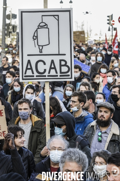 Manifestation à BORDEAUX contre l article 24 et la loi de Sécurité globale.