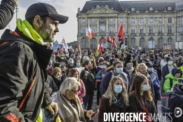 Manifestation à BORDEAUX contre l article 24 et la loi de Sécurité globale.