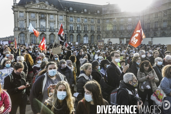 Manifestation à BORDEAUX contre l article 24 et la loi de Sécurité globale.